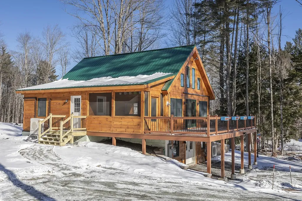 531 Quechee Road Hartland VT 05048