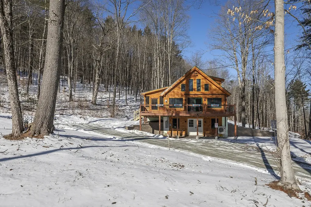 531 Quechee Road Hartland VT 05048