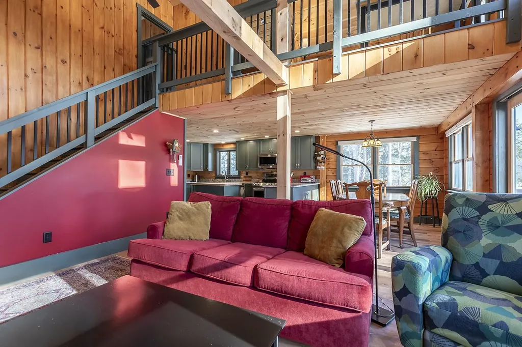 531 Quechee Road Hartland VT 05048