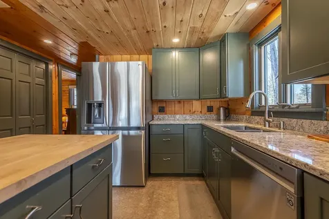 531 Quechee Road Hartland VT 05048