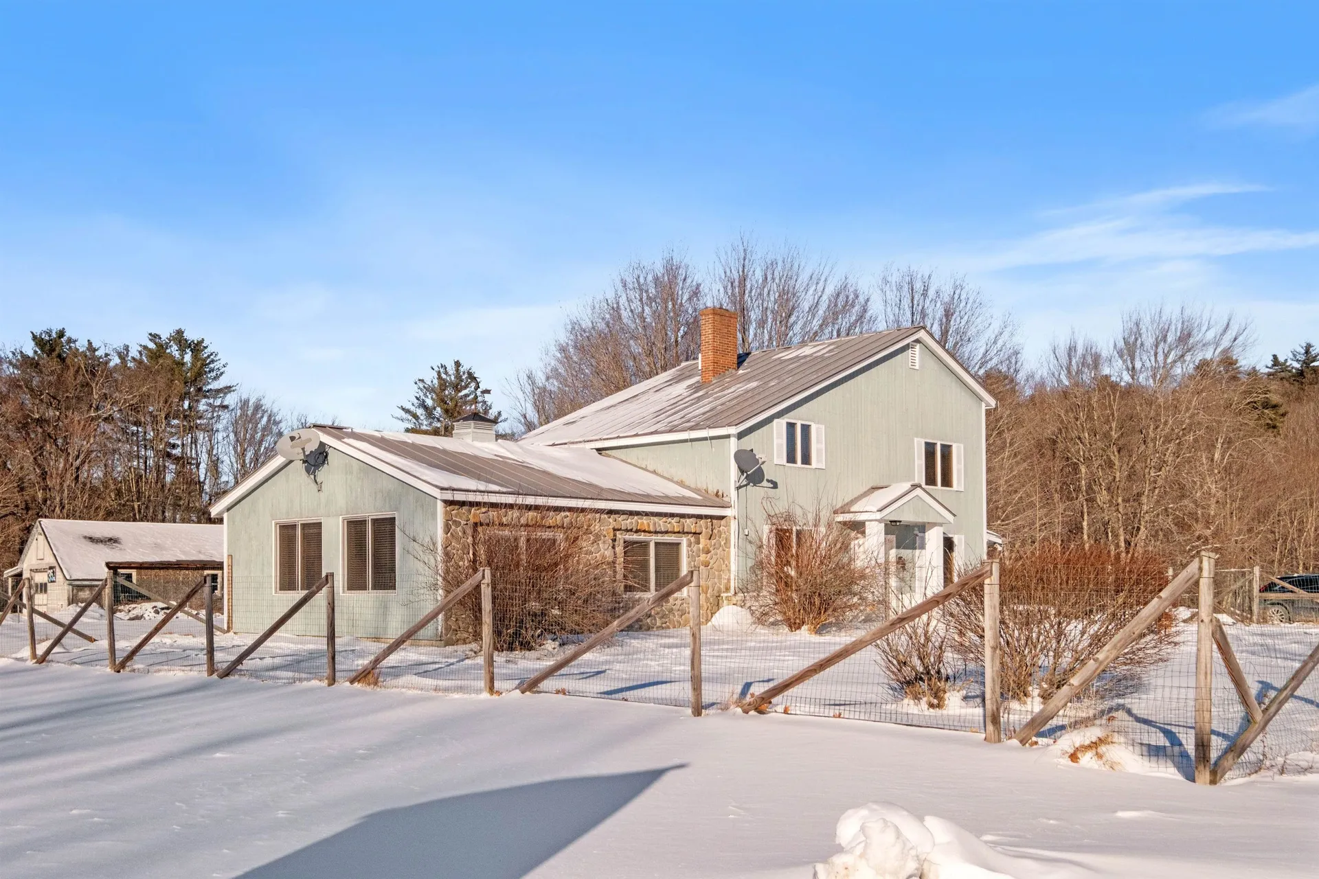 31 Flaghole Road Andover NH 03216