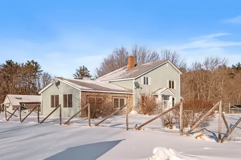 31 Flaghole Road Andover NH 03216