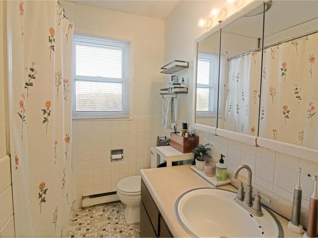 804 Mill Pond Road Colchester VT 05446