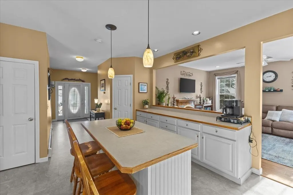 39 Wilkinson Drive Essex Junction VT 05452