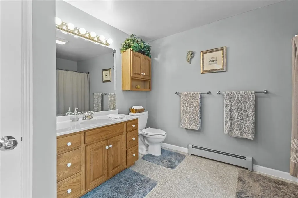 39 Wilkinson Drive Essex Junction VT 05452