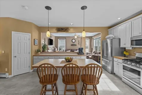 39 Wilkinson Drive Essex Junction VT 05452