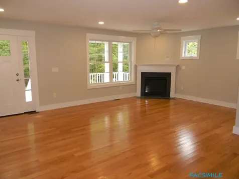 14 Bassett Lane Fremont NH 03044