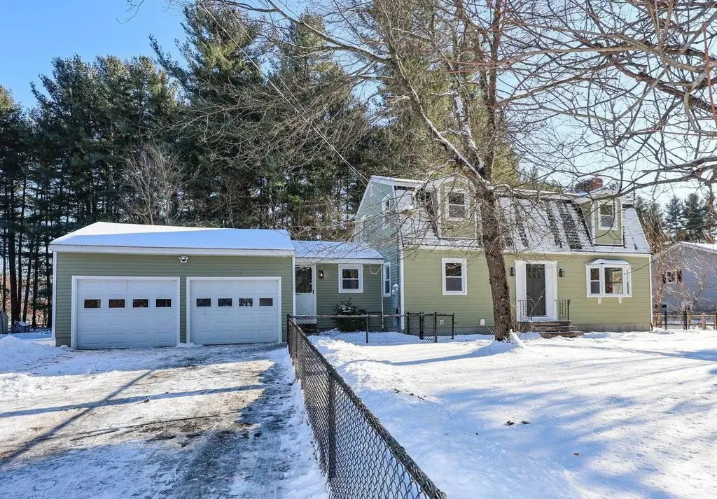 149 Ridge Road Nashua NH 03062