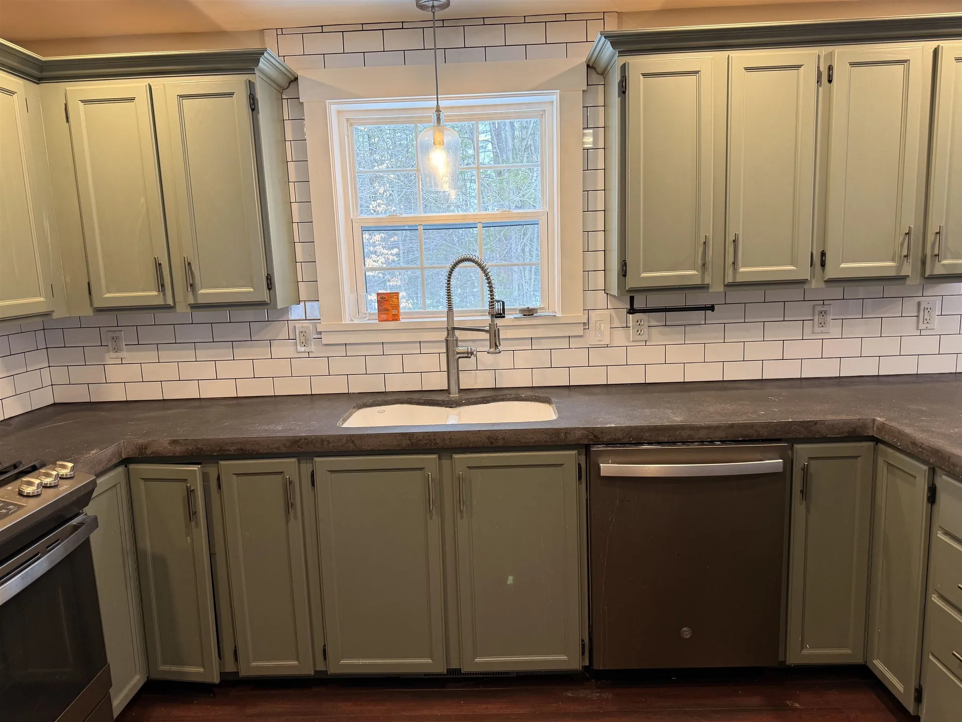 10 Henry Cotton Road Conway NH 03813