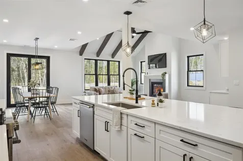 27 Trails Edge Road Windham NH 03087