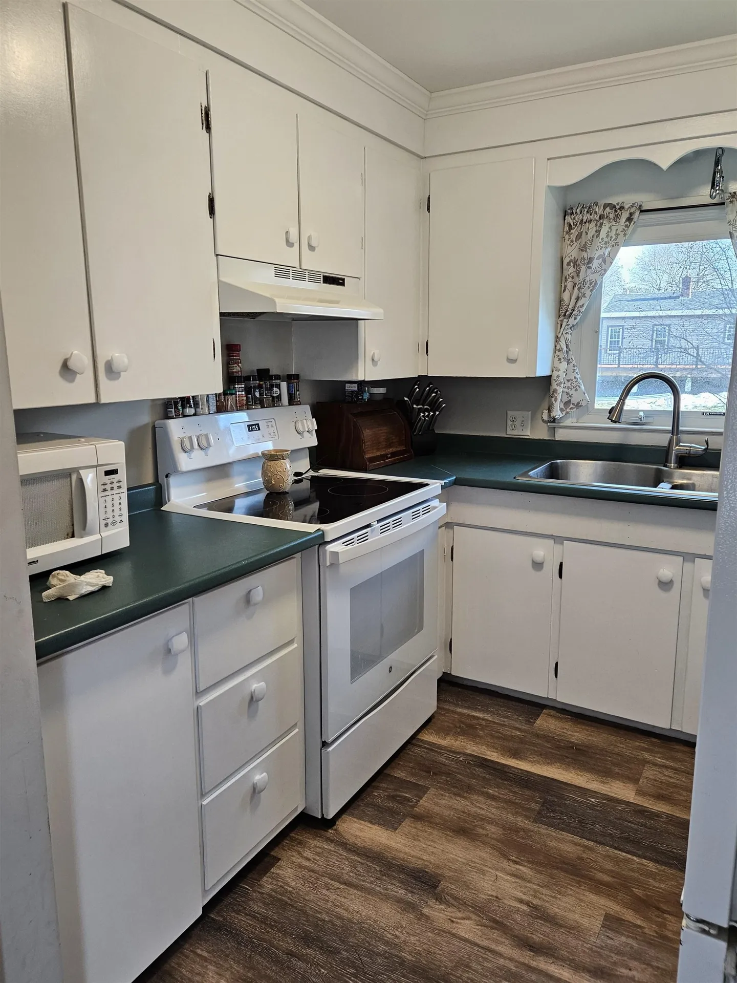 20 Stone Avenue Claremont NH 03743