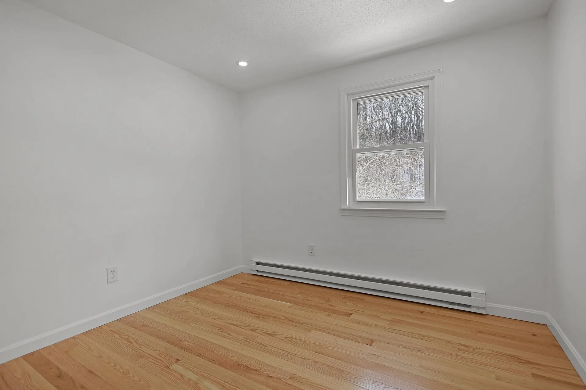 9 Claire Avenue Derry NH 03038