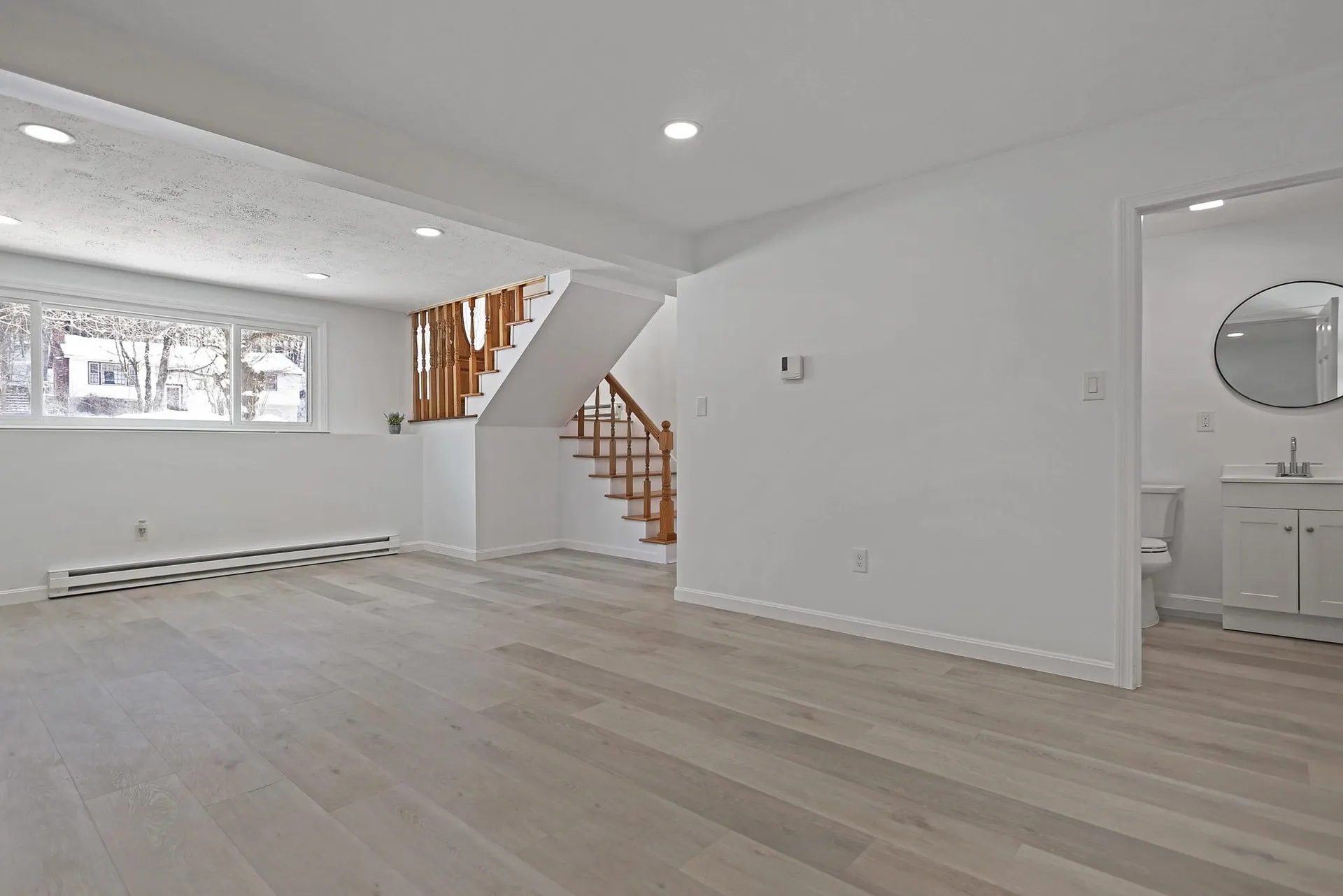 9 Claire Avenue Derry NH 03038