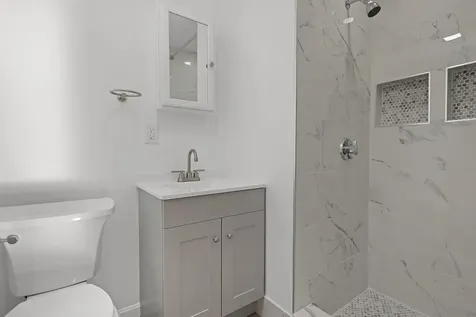 9 Claire Avenue Derry NH 03038