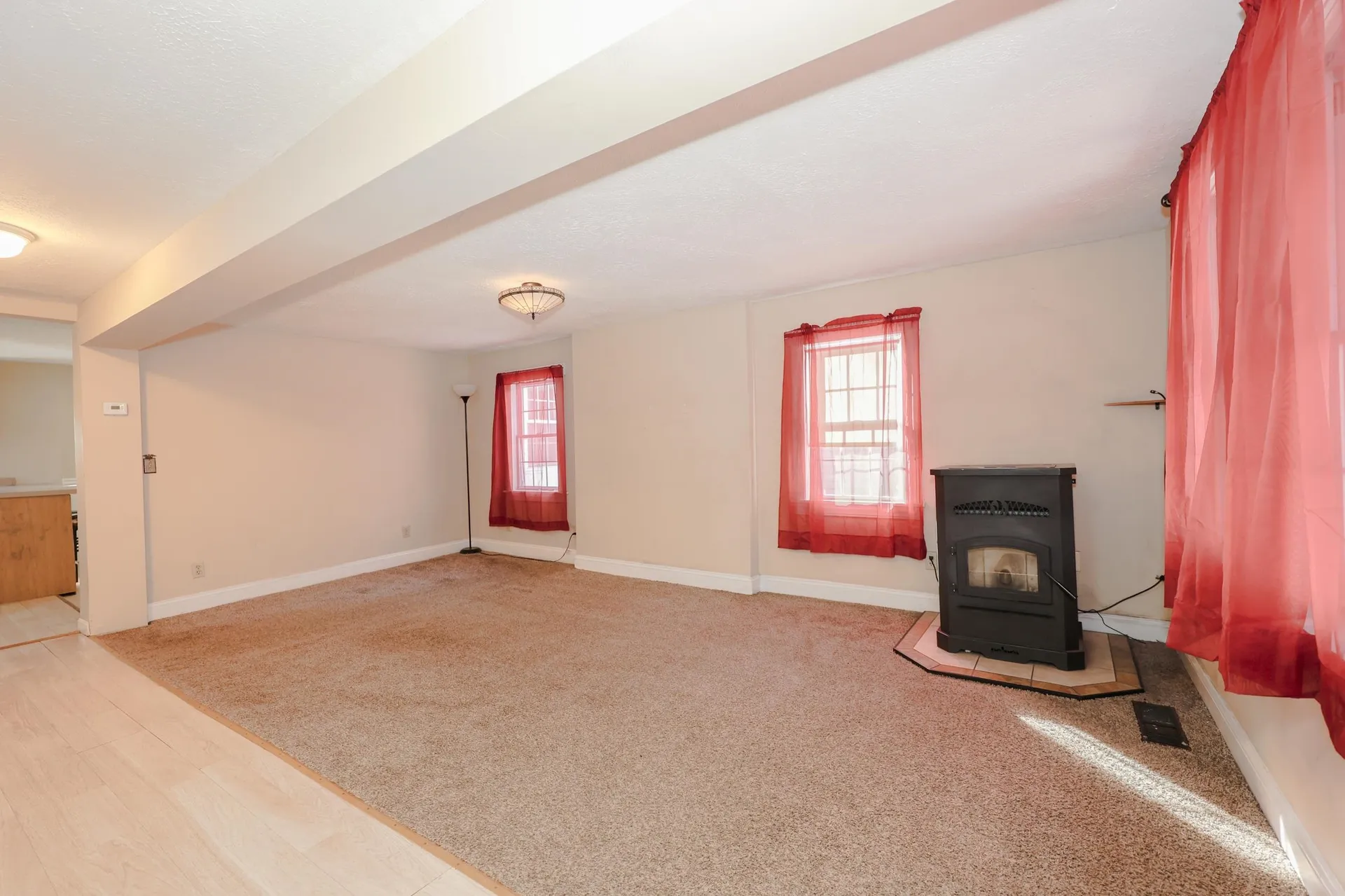 15 Whittemore Street Hillsborough NH 03244