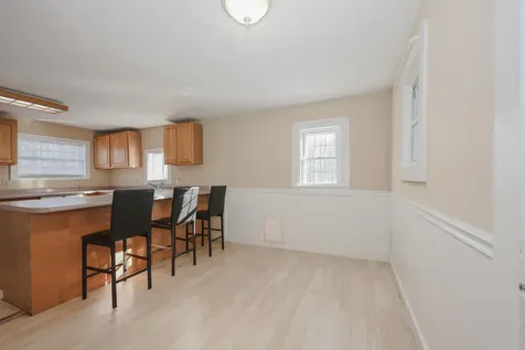 15 Whittemore Street Hillsborough NH 03244
