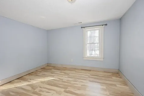 15 Whittemore Street Hillsborough NH 03244