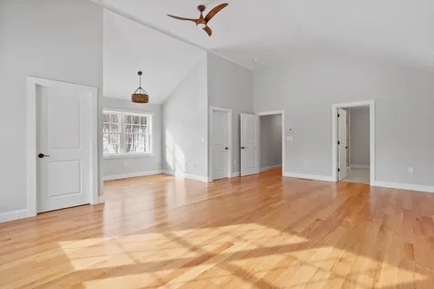 380 E Dunbarton Road Goffstown NH 03045