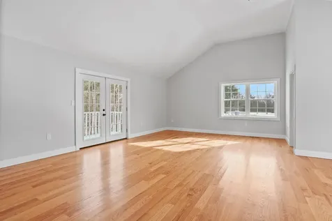 380 E Dunbarton Road Goffstown NH 03045