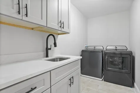380 E Dunbarton Road Goffstown NH 03045