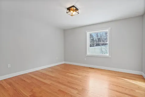 380 E Dunbarton Road Goffstown NH 03045