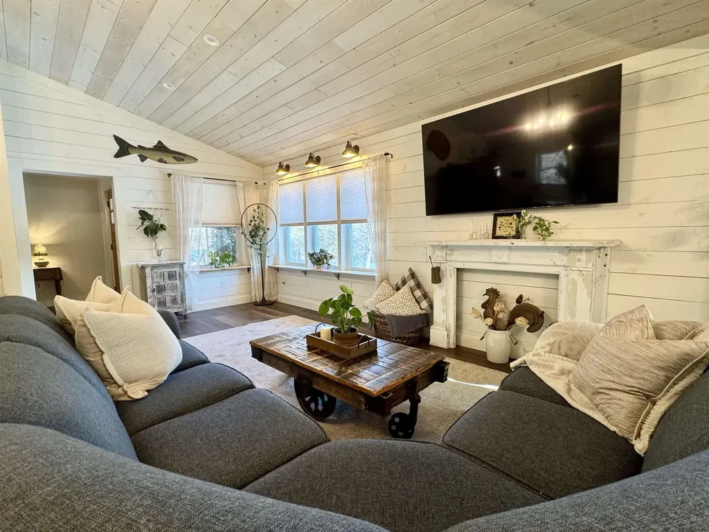 1873 Brockways Mills Road Rockingham VT 05101