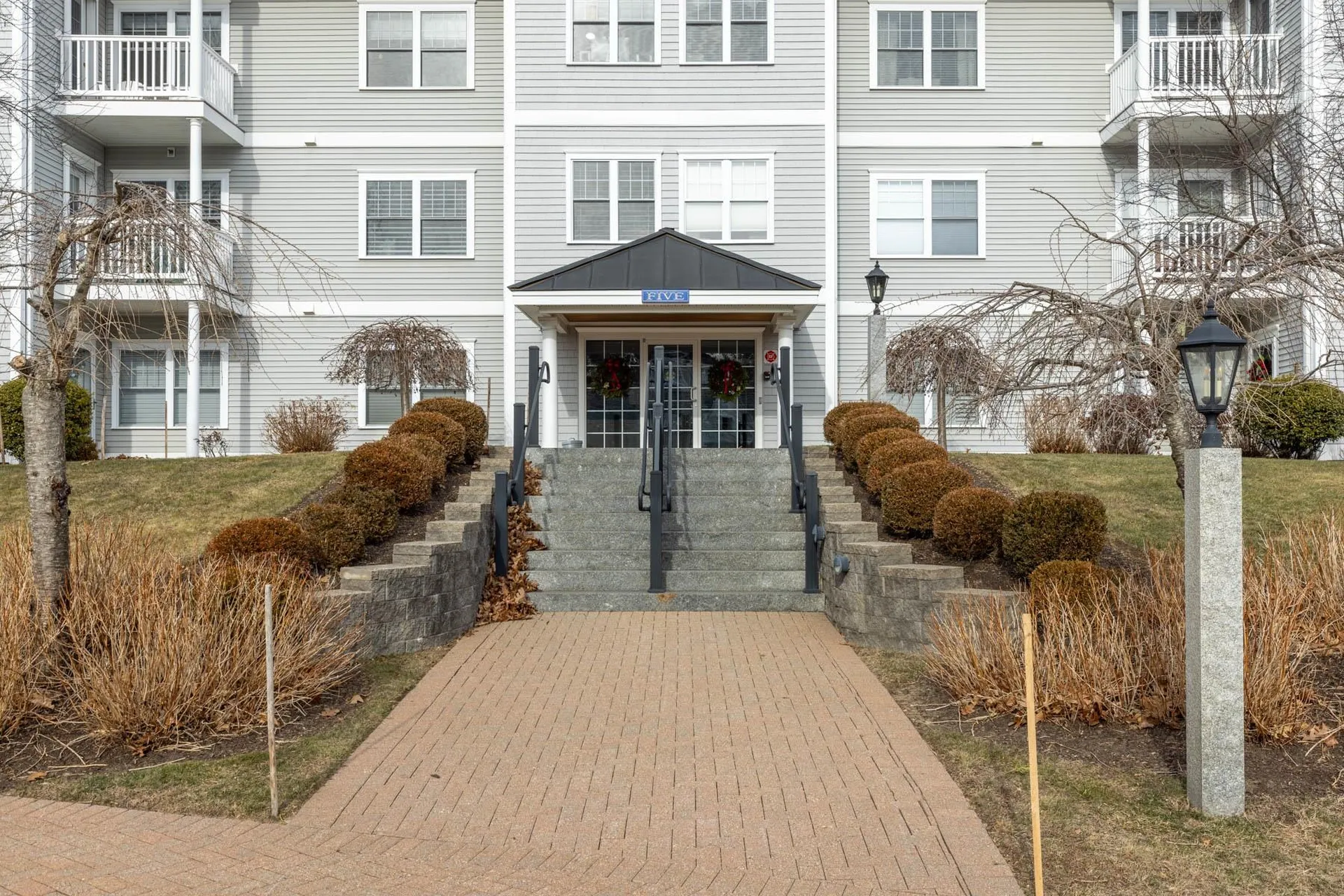 5 Sterling Hill Lane Exeter NH 03833