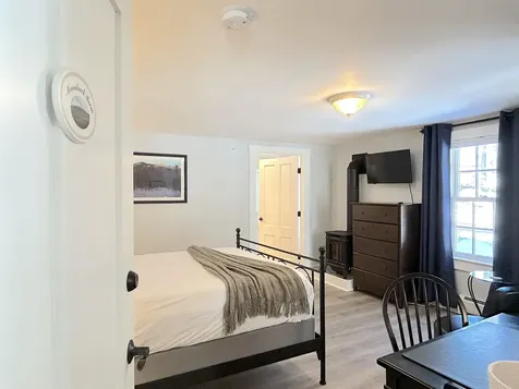 184 Union Street Peterborough NH 03458