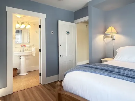 184 Union Street Peterborough NH 03458