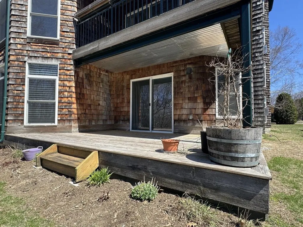 33 Claire Pointe Road Burlington VT 05408