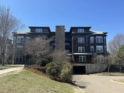 33 Claire Point Road Burlington VT 05408