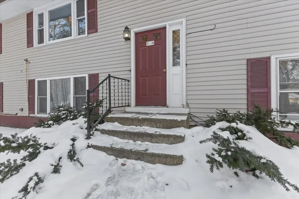 78 Sand Hill Road Essex VT 05452