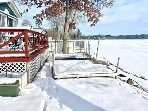 59 Ells Road Hampstead NH 03841