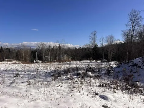 26 Mary Elizabeth Lane Lancaster NH 03584