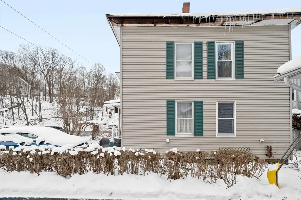 14 Cliff Street Barre City VT 05461