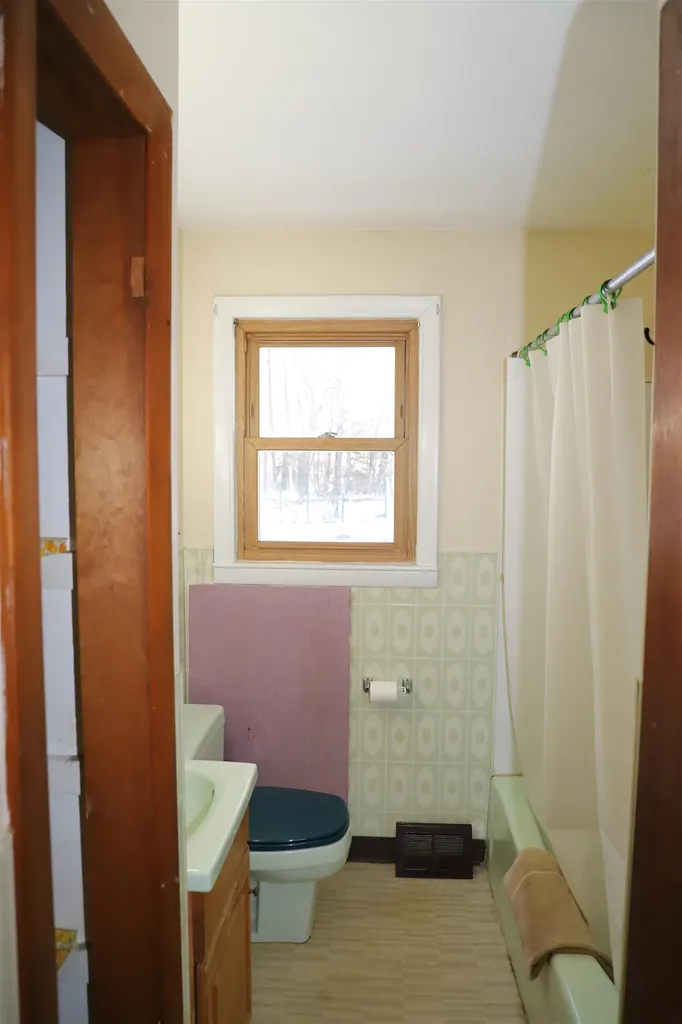 35 Indian Acres Drive Hinsdale NH 03451