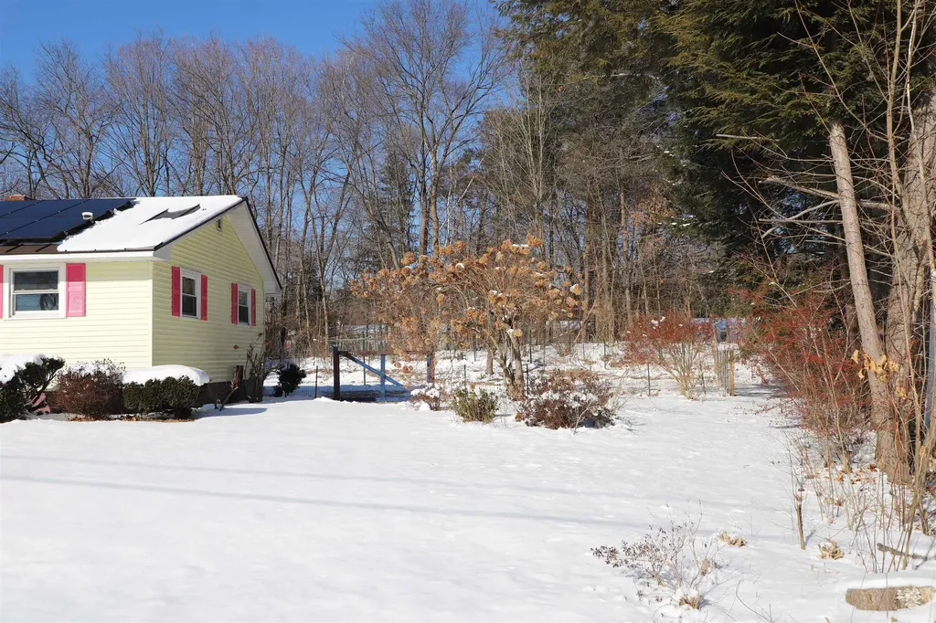 35 Indian Acres Drive Hinsdale NH 03451