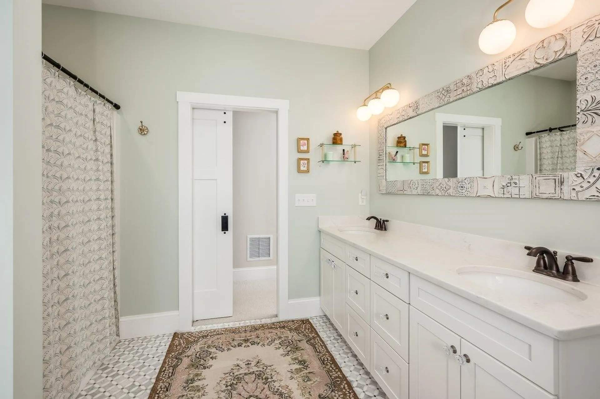 9 Whittaker Drive Stratham NH 03885