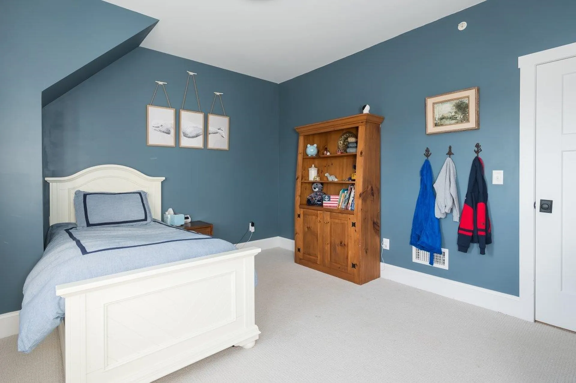 9 Whittaker Drive Stratham NH 03885