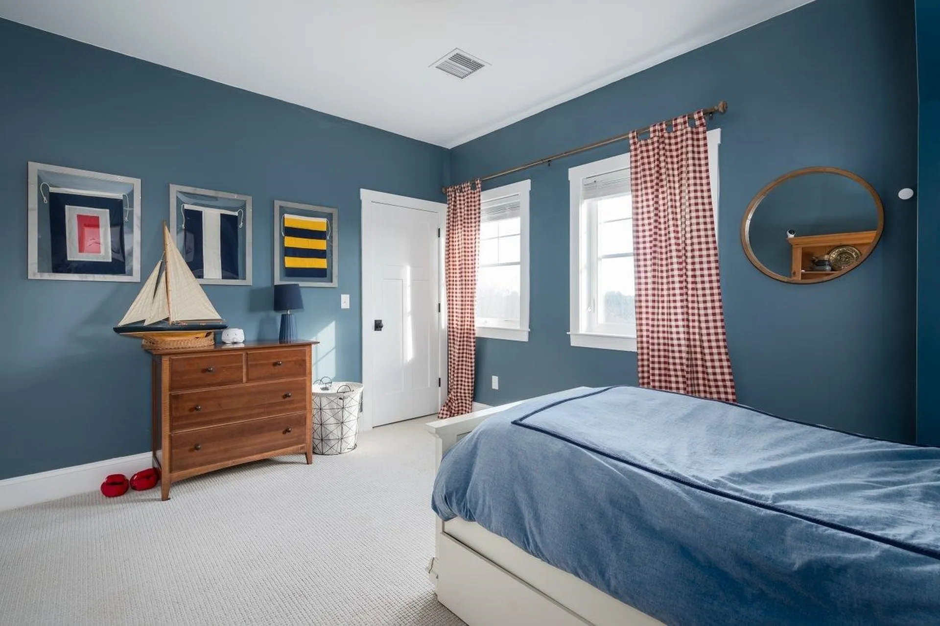 9 Whittaker Drive Stratham NH 03885