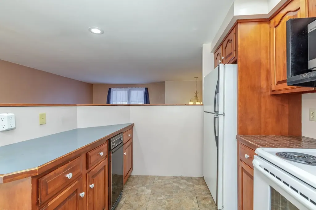 195 North Road Epsom NH 03234