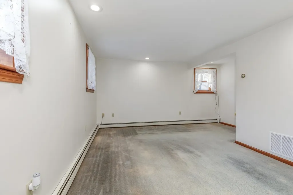 195 North Road Epsom NH 03234