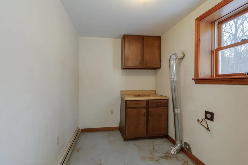 195 North Road Epsom NH 03234