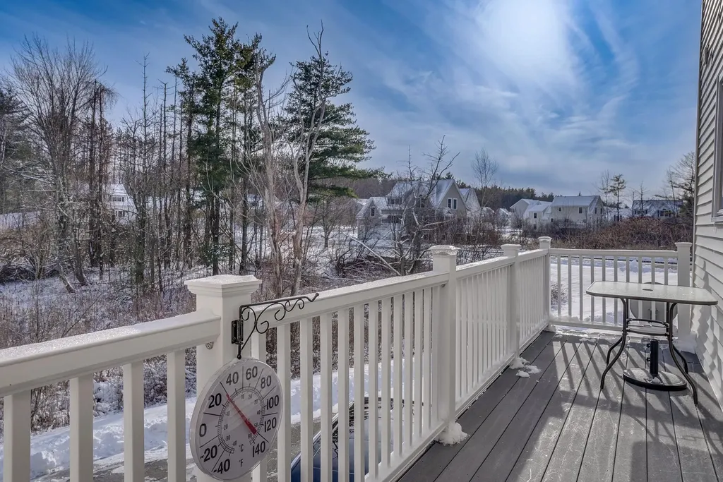 2 Trestle Way Dover NH 03820