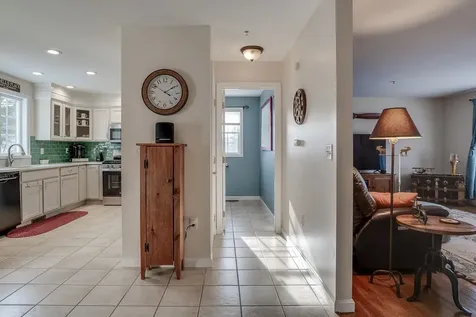 2 Trestle Way Dover NH 03820