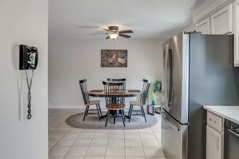 2 Trestle Way Dover NH 03820