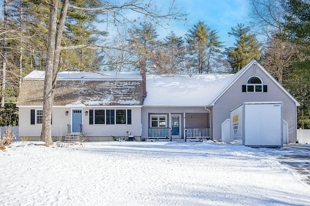 9 Davidson Avenue Merrimack NH 03054