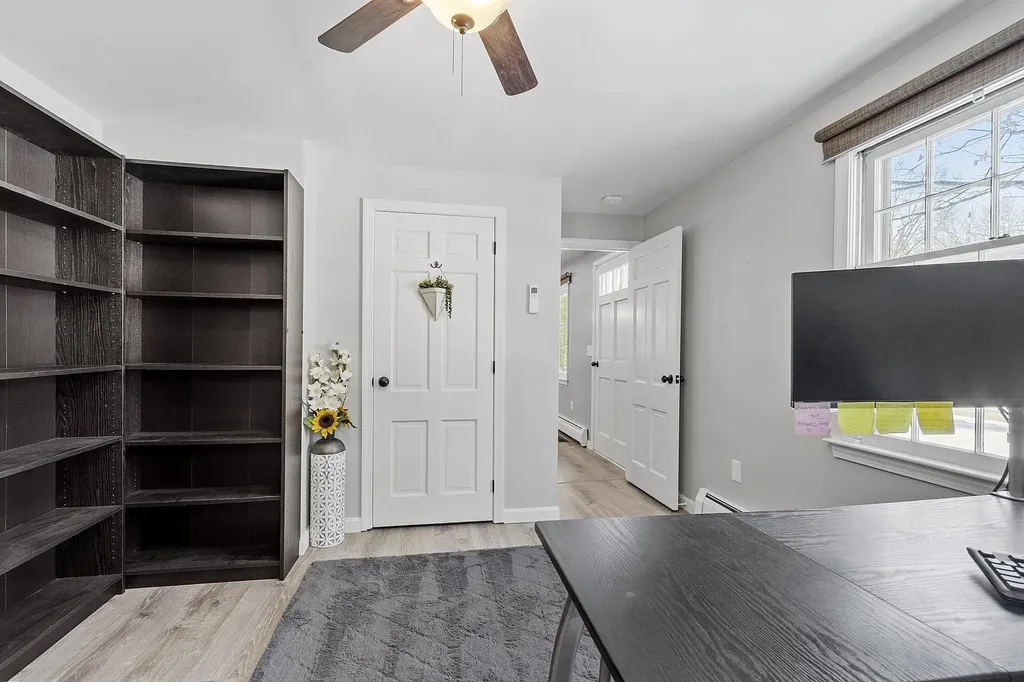 9 Davidson Avenue Merrimack NH 03054
