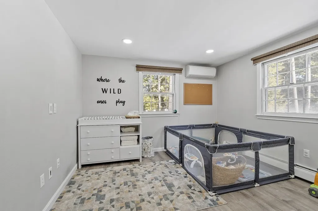 9 Davidson Avenue Merrimack NH 03054