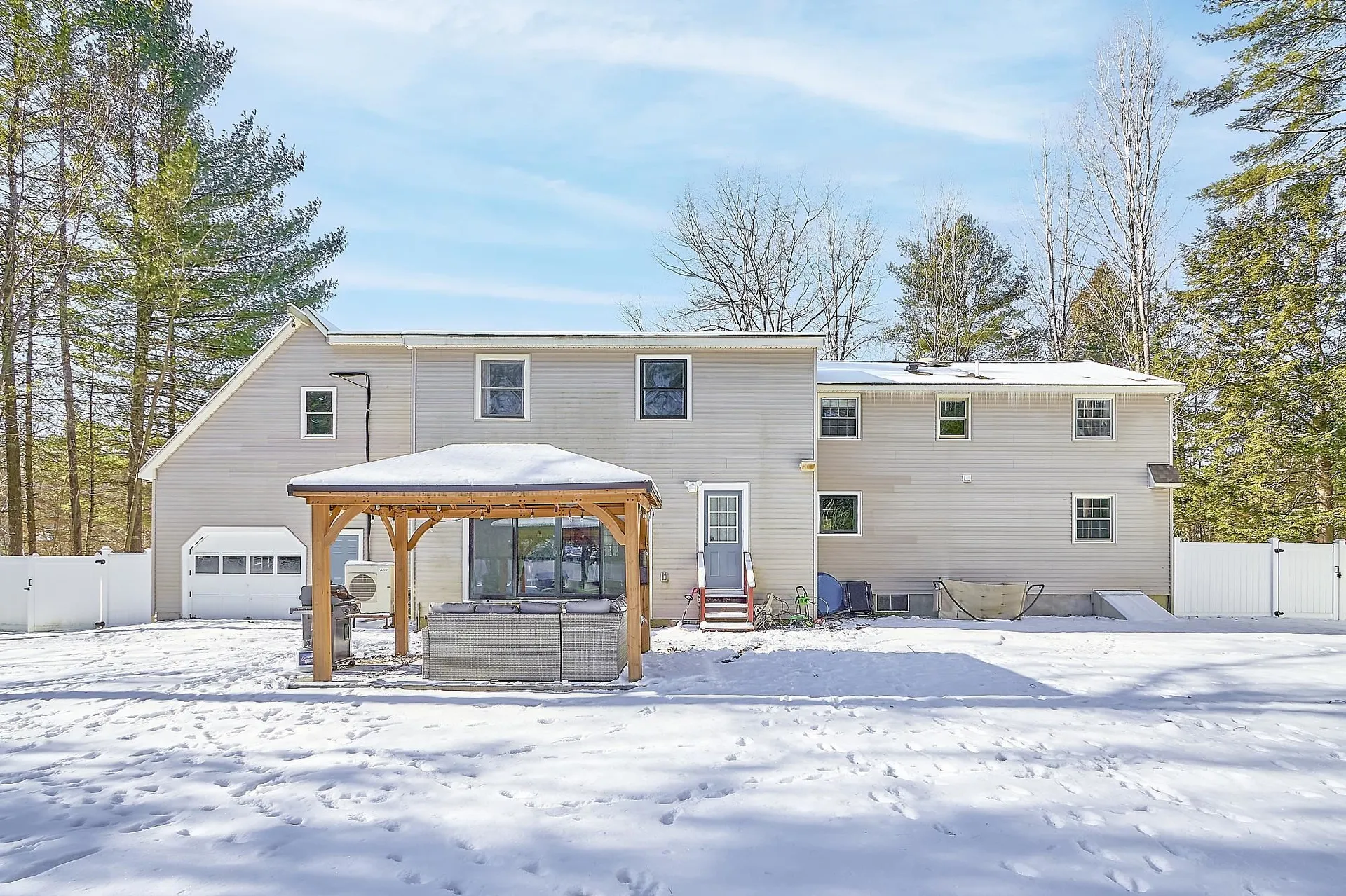 9 Davidson Avenue Merrimack NH 03054